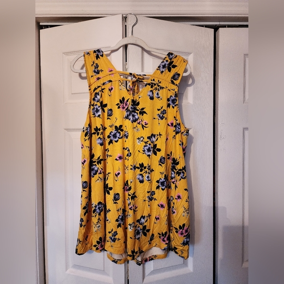 Torrid Super Soft V-Neck Shirred Ties Tank - Picture 1 of 3